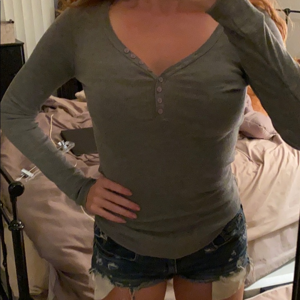 Top Shop Long Sleeve Gray Henley XS/S